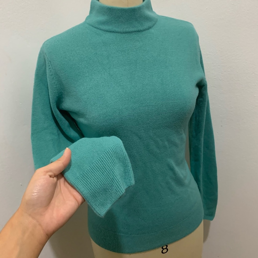 Turtle neck sweater